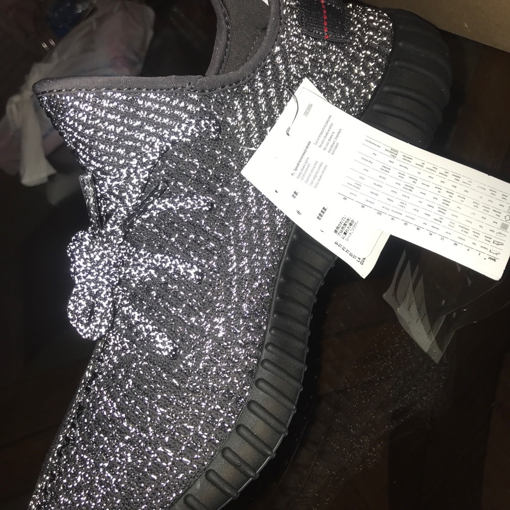 YEEZY 350 V2 BLACK REFLECTIVE - Picture 2 of 6